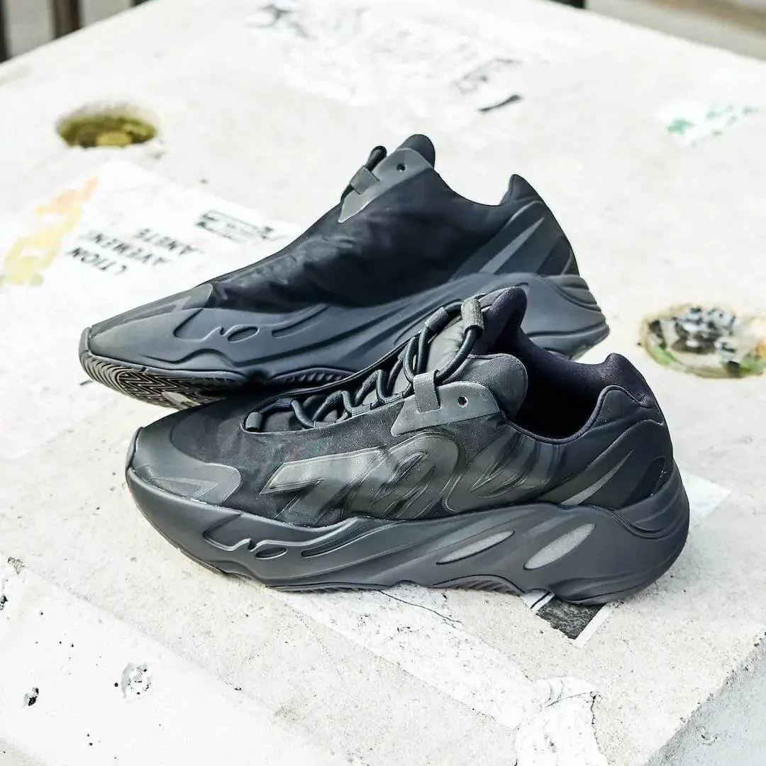 Adidas Yeezy 700 MNVN Triple Black