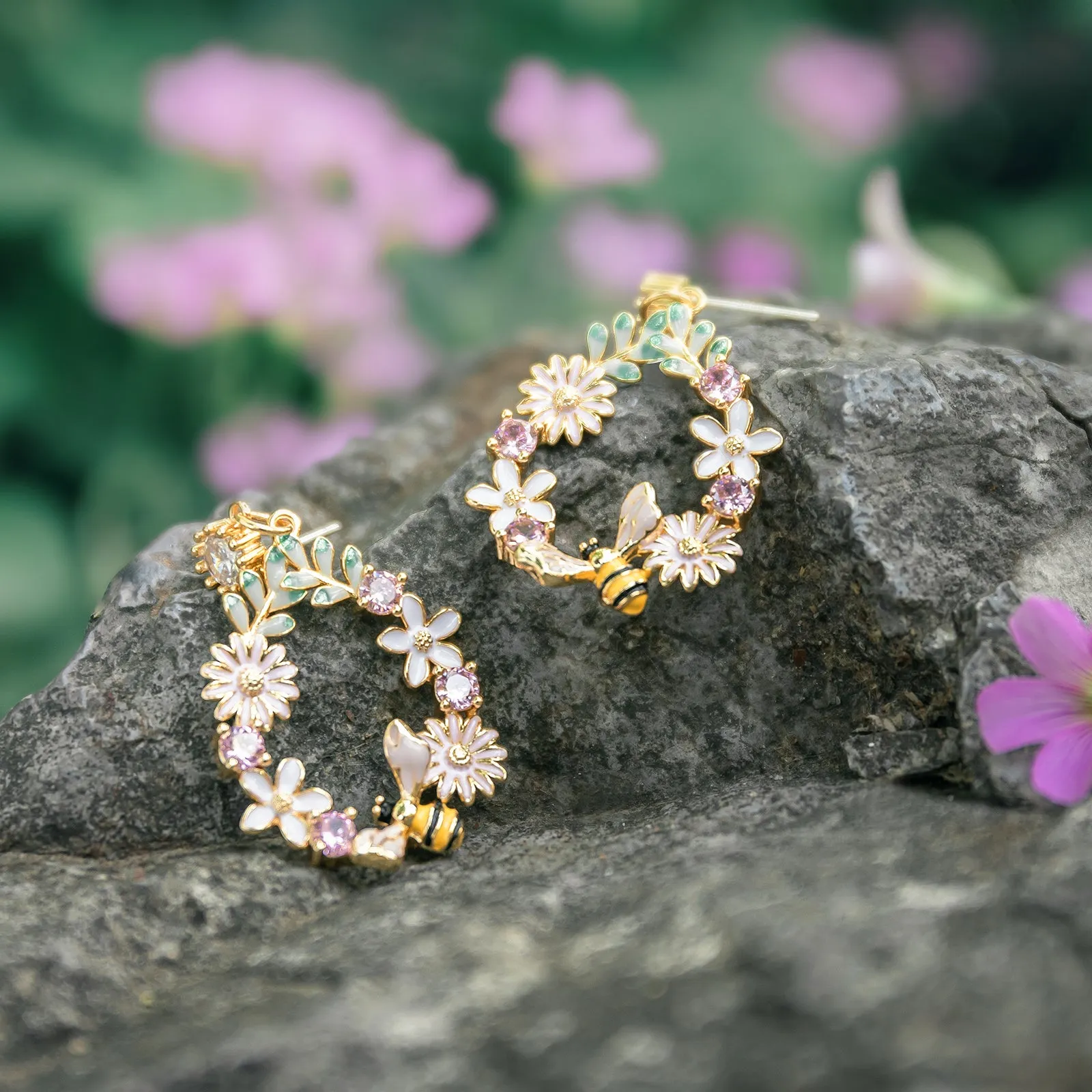 Bee in The Flower Earrings