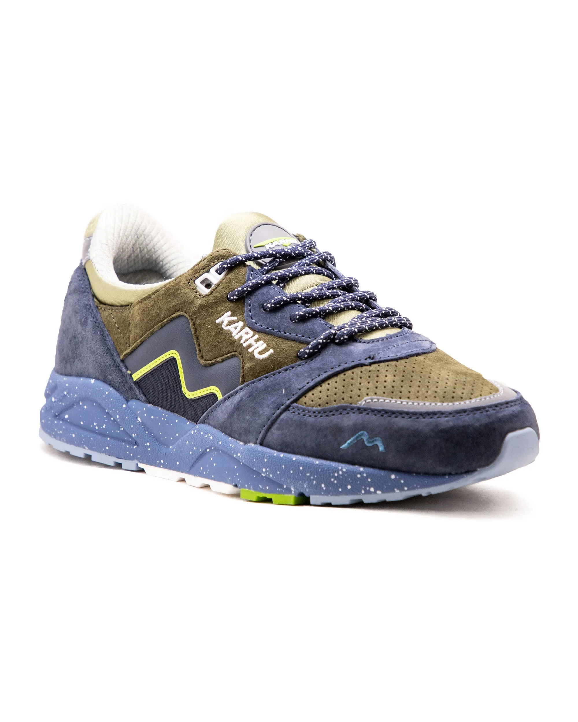 Karhu Aria 95 Northern Lights India Ink