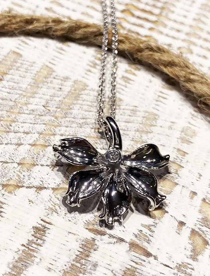 Naupaka Flower Pendant