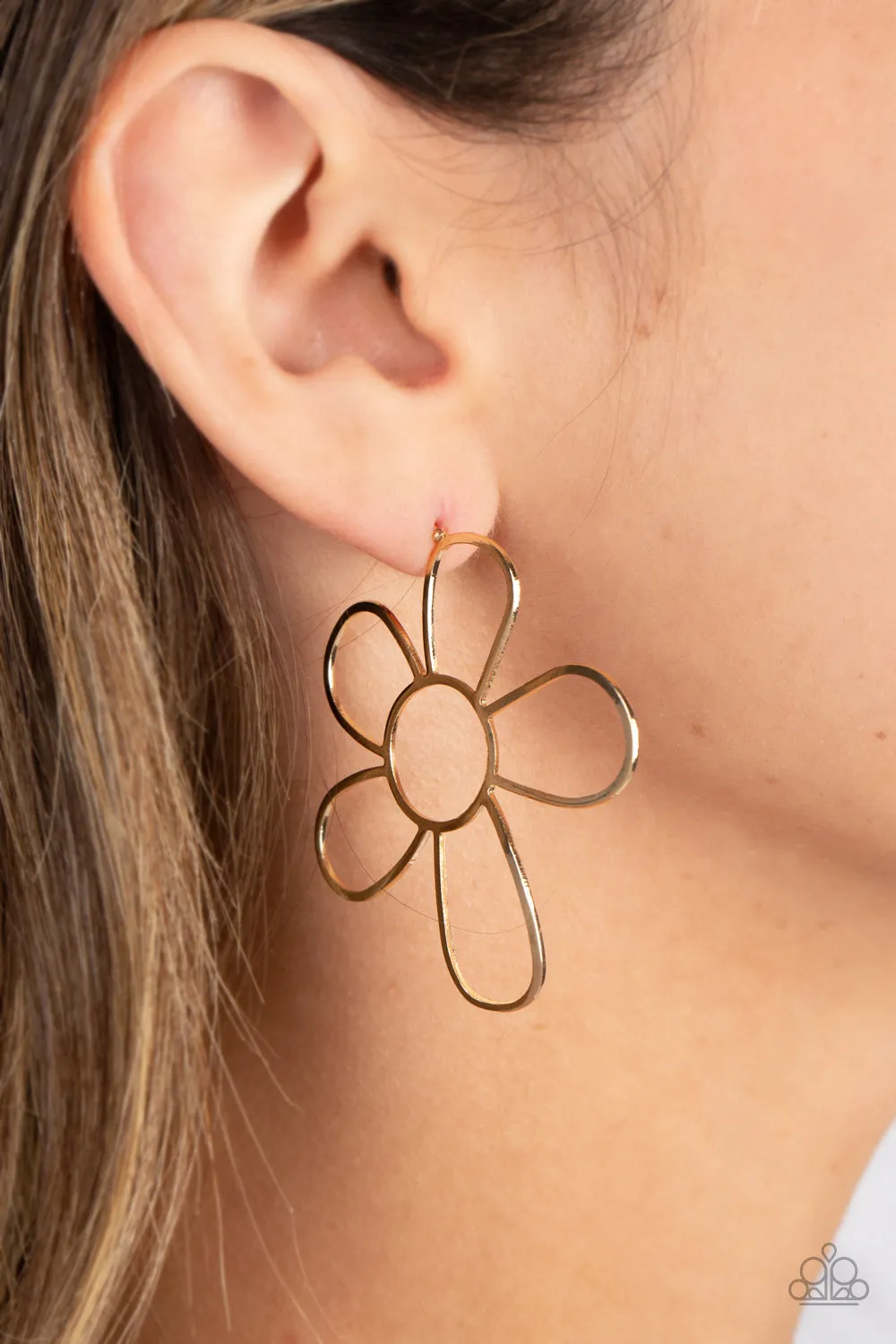 Paparazzi Rustic Rarity - Fold Flower Earrings