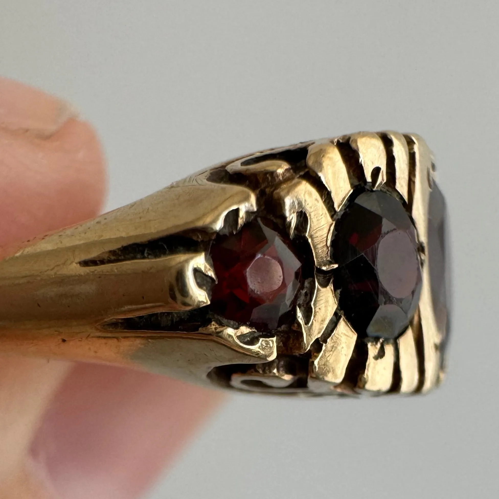 V I N T A G E // five stone boat / 9k and garnet glass five stone victorian style ring / size 6.25